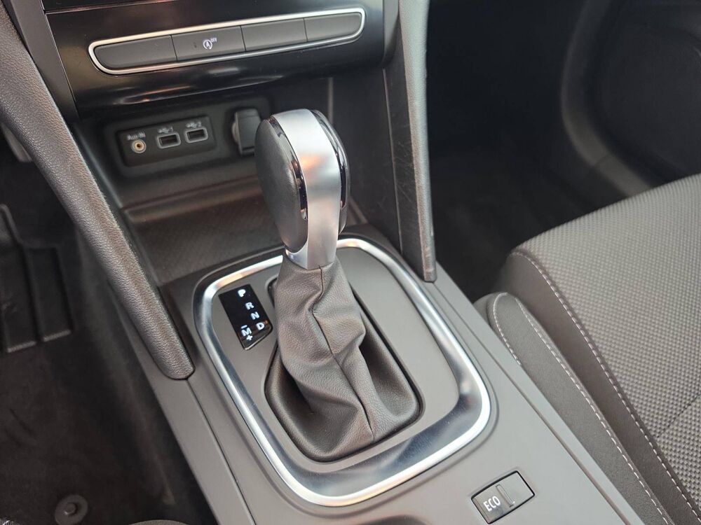 M&eacute;gane Megane IV Berline Blue dCi 115 EDC 2023 occasion 56850 Caudan