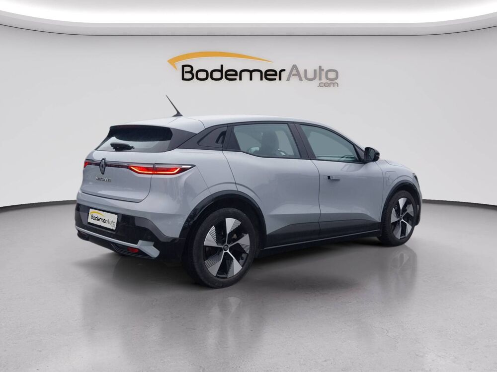 M&eacute;gane Megane E-Tech EV40 130ch standard charge 2022 occasion 14200 H&eacute;rouville-Saint-Clair