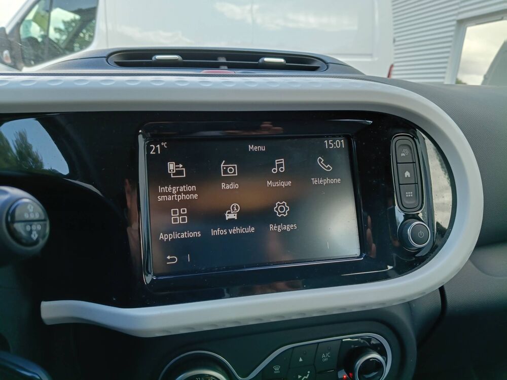 Twingo III E-Tech 2023 occasion 22200 Guingamp