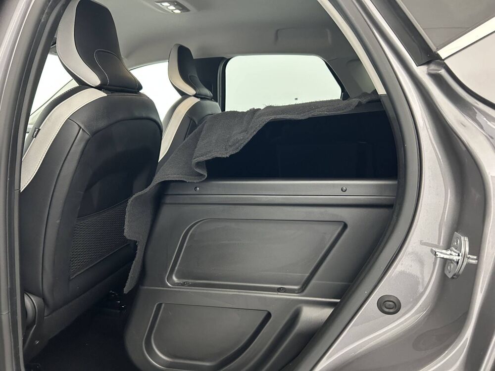 Captur E-Tech hybride rechargeable 160 2023 occasion 56850 Caudan