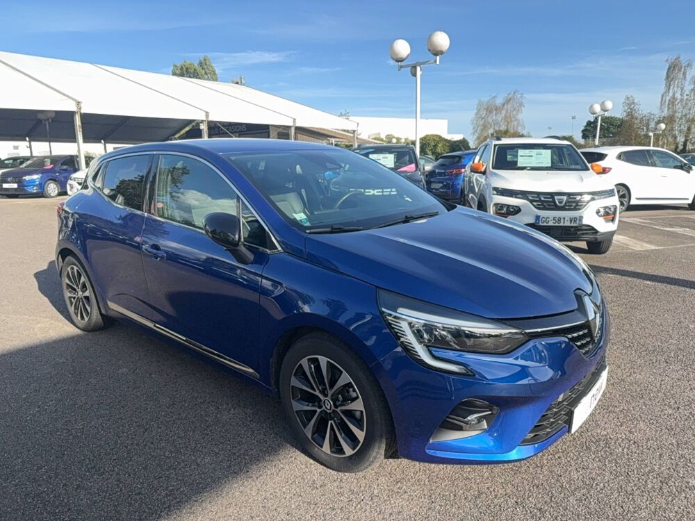 Clio E-Tech full hybrid 145 2023 occasion 56800 Plo&euml;rmel
