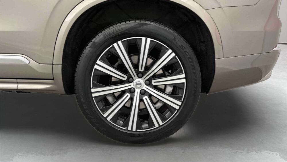 XC90 Recharge T8 AWD 303+87 ch Geartronic 8 7pl 2021 occasion 94430 Chennevi&egrave;res-sur-Marne