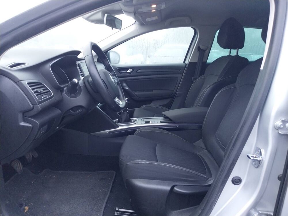M&eacute;gane IV Berline TCe 140 Energy 2018 occasion 14200 H&eacute;rouville-Saint-Clair