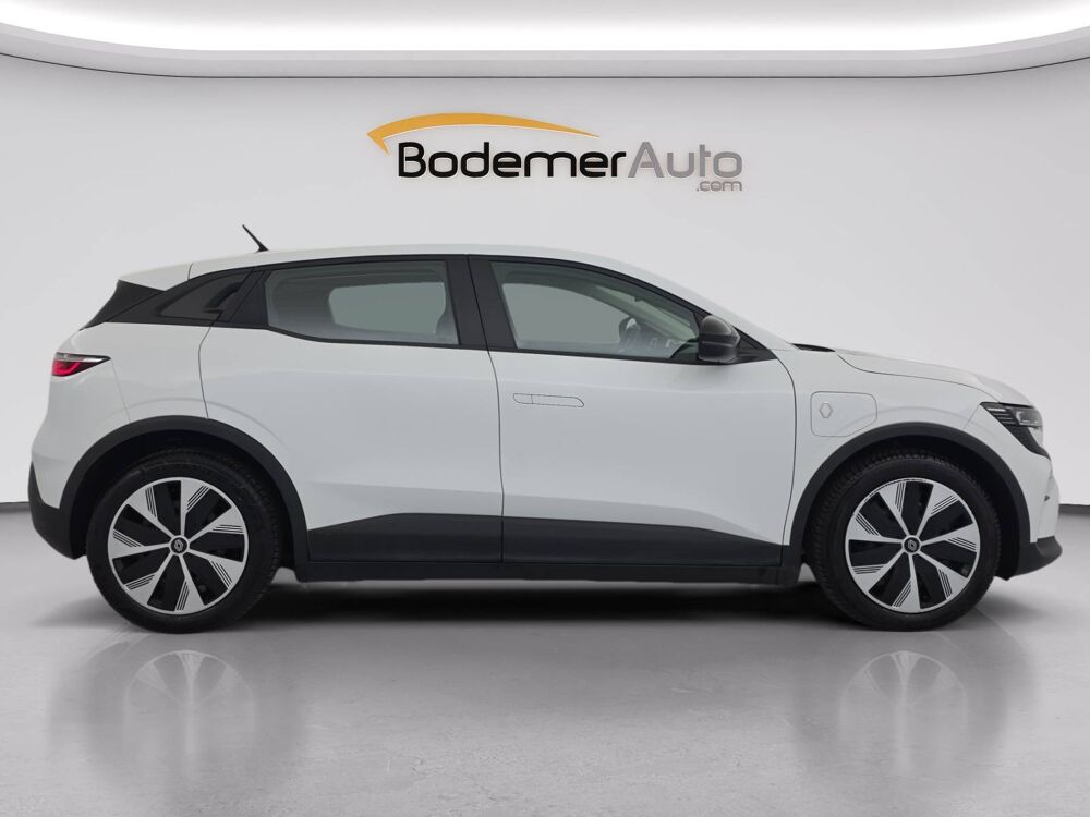 M&eacute;gane Megane E-Tech ER EV60 130ch super charge 2022 occasion 56000 Vannes