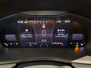 Kamiq 1.0 TSI Evo 2 95 ch BVM5 2026 occasion 25000 Besan&ccedil;on