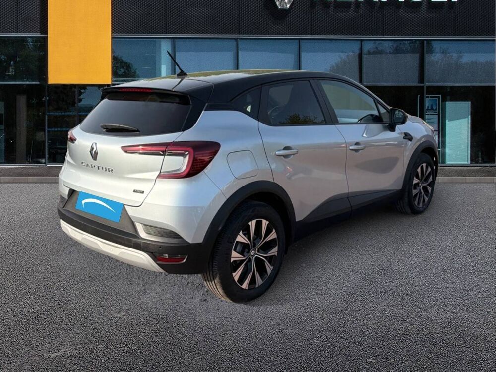 Captur E-Tech hybride 145 2023 occasion 14200 H&eacute;rouville-Saint-Clair