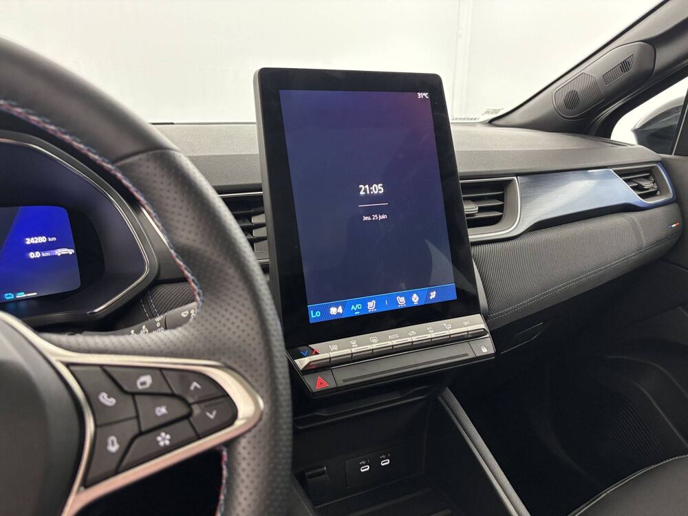 Symbioz E-Tech full hybrid 145 2025 occasion 22200 Guingamp
