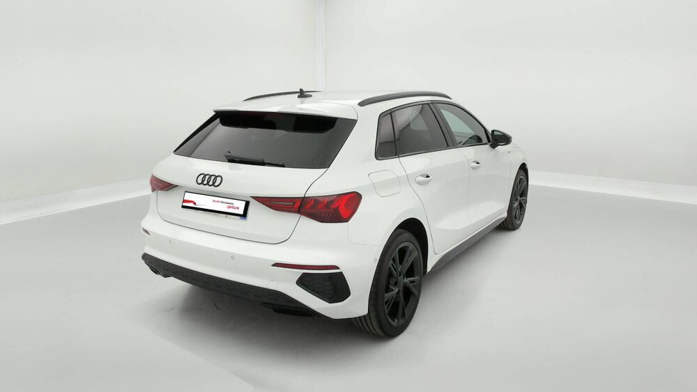 A3 Sportback 40 TFSIe 204 S tronic 6 2021 occasion 25000 Besan&ccedil;on