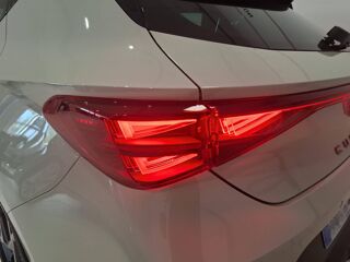 Leon 1.5 eTSI Hybrid 150 ch DSG7 2026 occasion 25000 Besan&ccedil;on