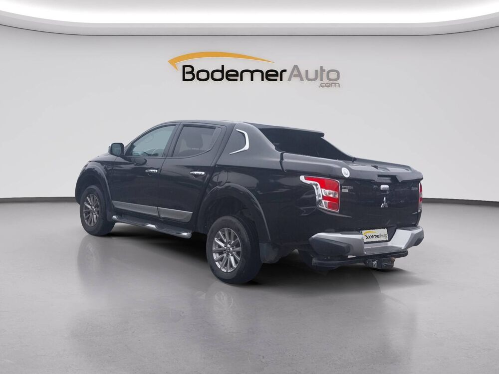 L200 DOUBLE CAB 2.4 DI-D 181 BVA 2016 occasion 50000 Saint-L&ocirc;