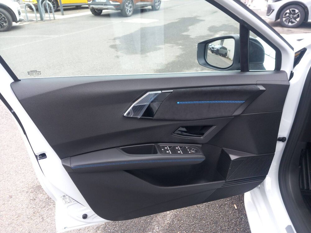 Clio E-Tech full hybrid 160 ch 2026 occasion 29150 Ch&acirc;teaulin