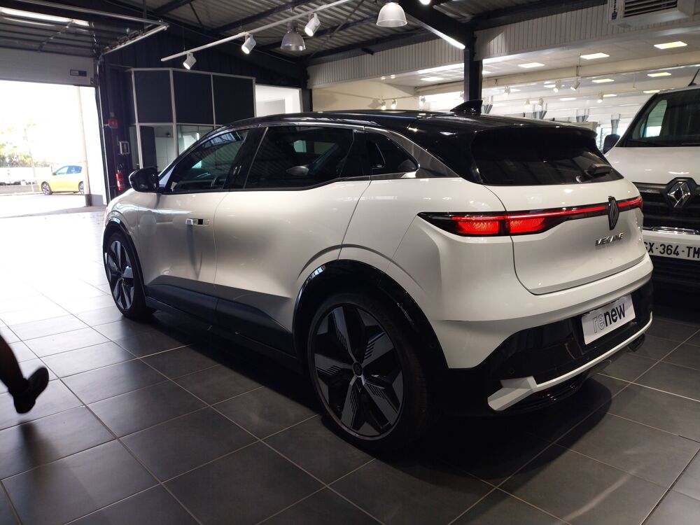 M&eacute;gane Megane E-Tech EV60 220 ch optimum charge 2023 occasion 29000 Quimper