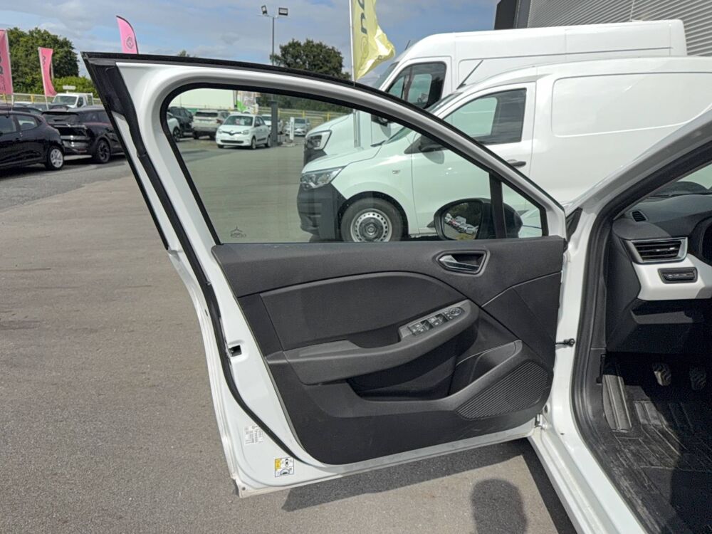 Clio Blue dCi 100 2024 occasion 22200 Guingamp