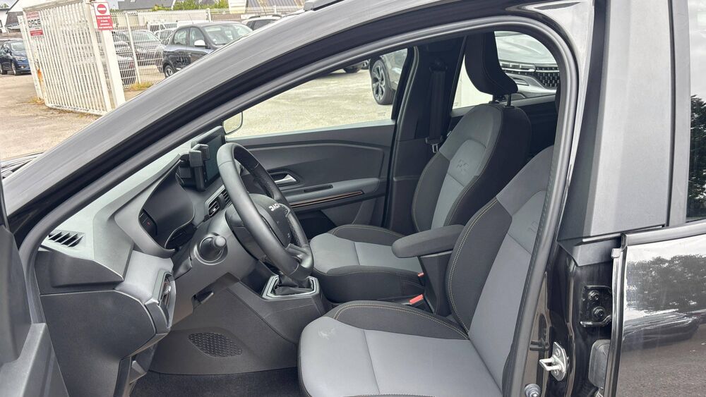 Jogger Hybrid 140 7 places GSR2 2025 occasion 56000 Vannes