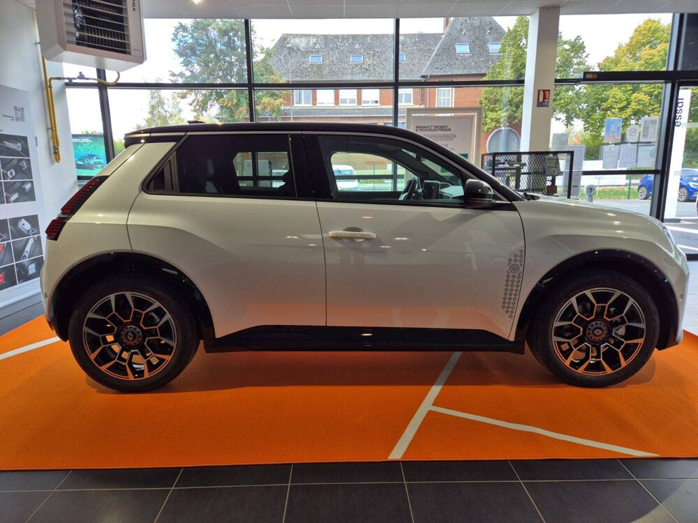 R5 Renault 5 E-Tech Electrique 150 ch autonomie confort 2026 occasion 61200 Argentan