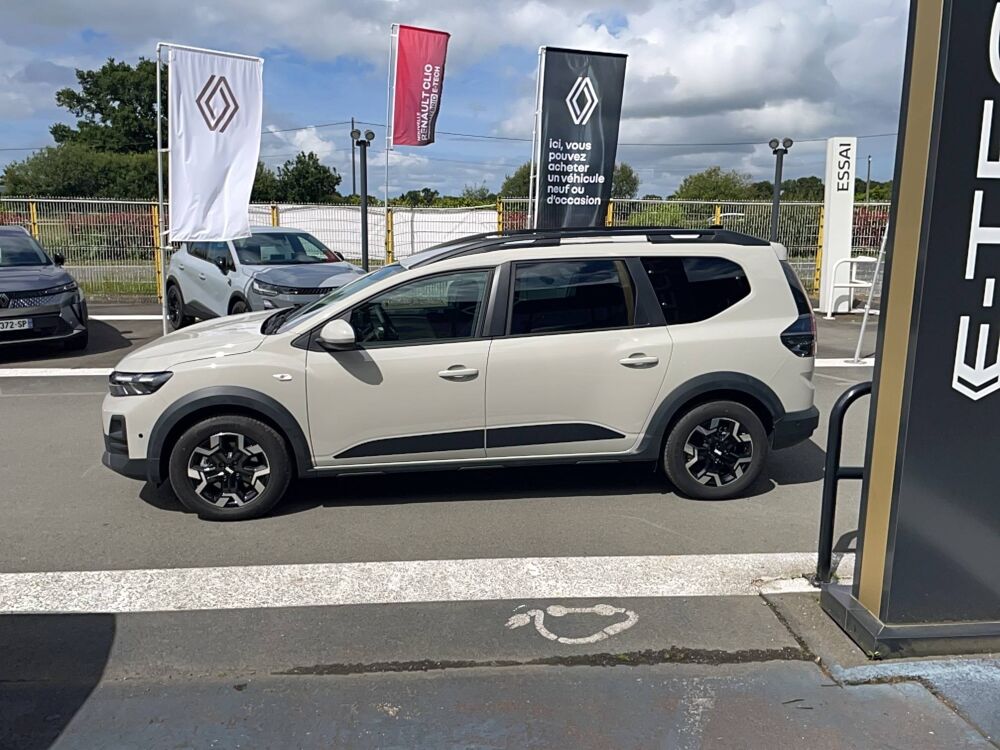 Jogger Hybrid 155 7 pl 2026 occasion 22200 Guingamp