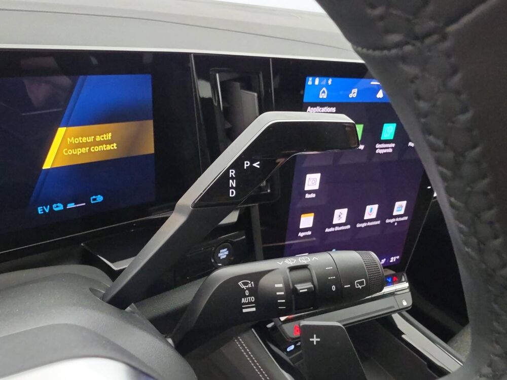 Espace full hybrid E-Tech 200 ch 5pl 2025 occasion 14200 H&eacute;rouville-Saint-Clair