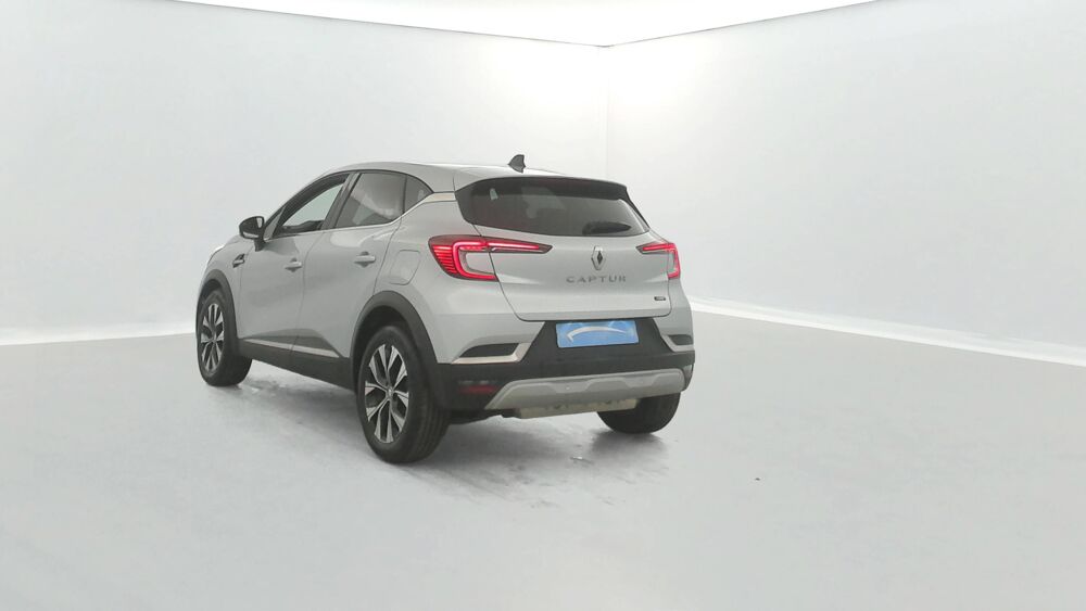 Captur E-Tech hybride rechargeable 160 2023 occasion 56300 Pontivy