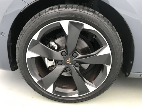 Leon 1.5 eTSI Hybrid 150 ch DSG7 2025 occasion 25000 Besan&ccedil;on
