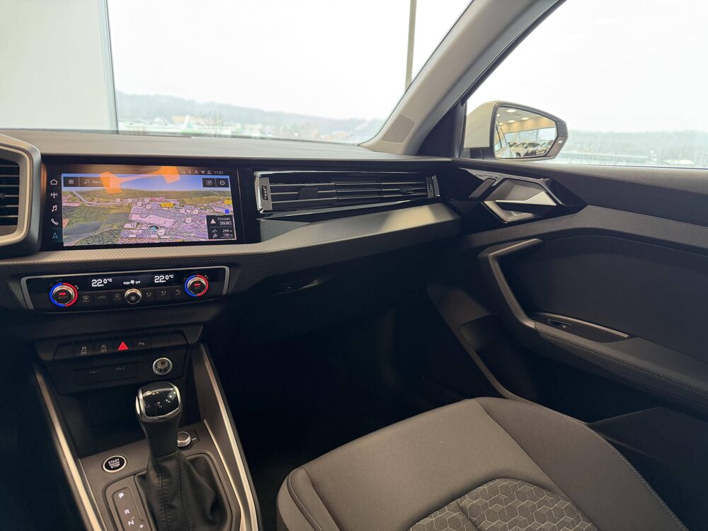 A1 Sportback 30 TFSI 116 ch S tronic 7 2025 occasion 25000 Besan&ccedil;on