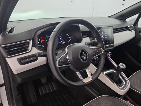 Clio TCe 90 - 21N 2022 occasion 29900 Concarneau