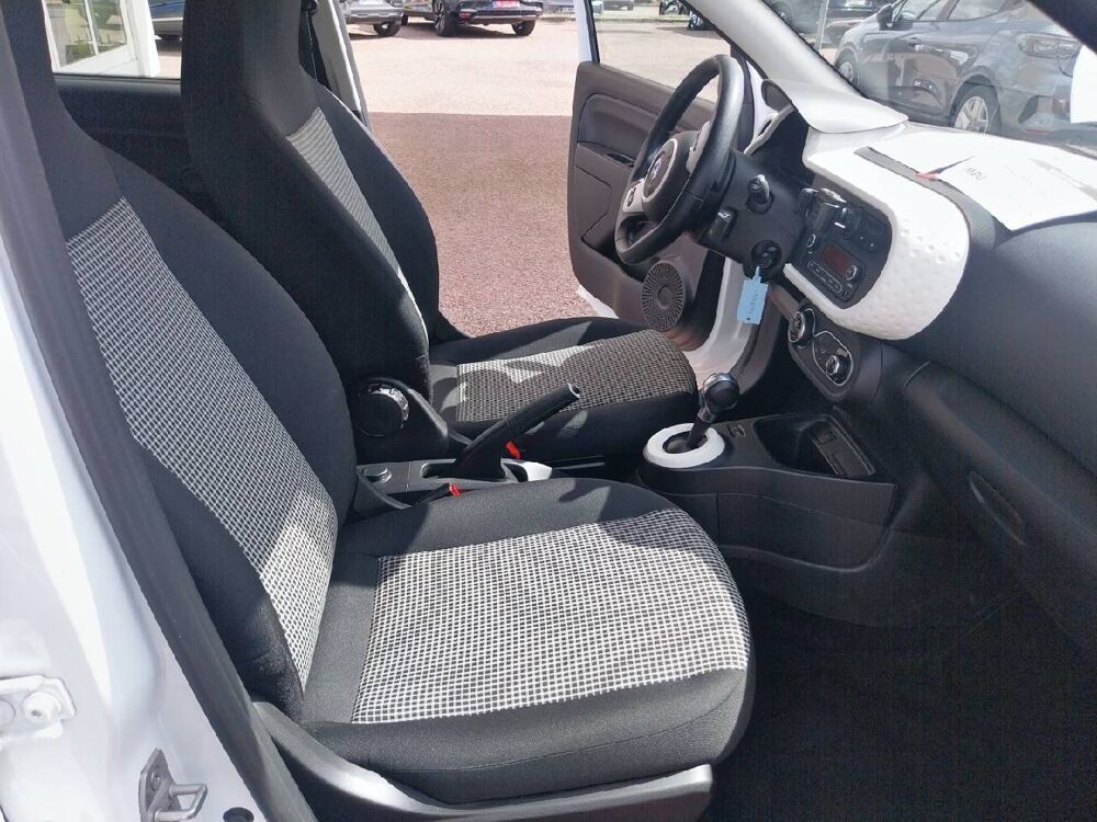 Twingo III E-Tech 2022 occasion 14200 H&eacute;rouville-Saint-Clair