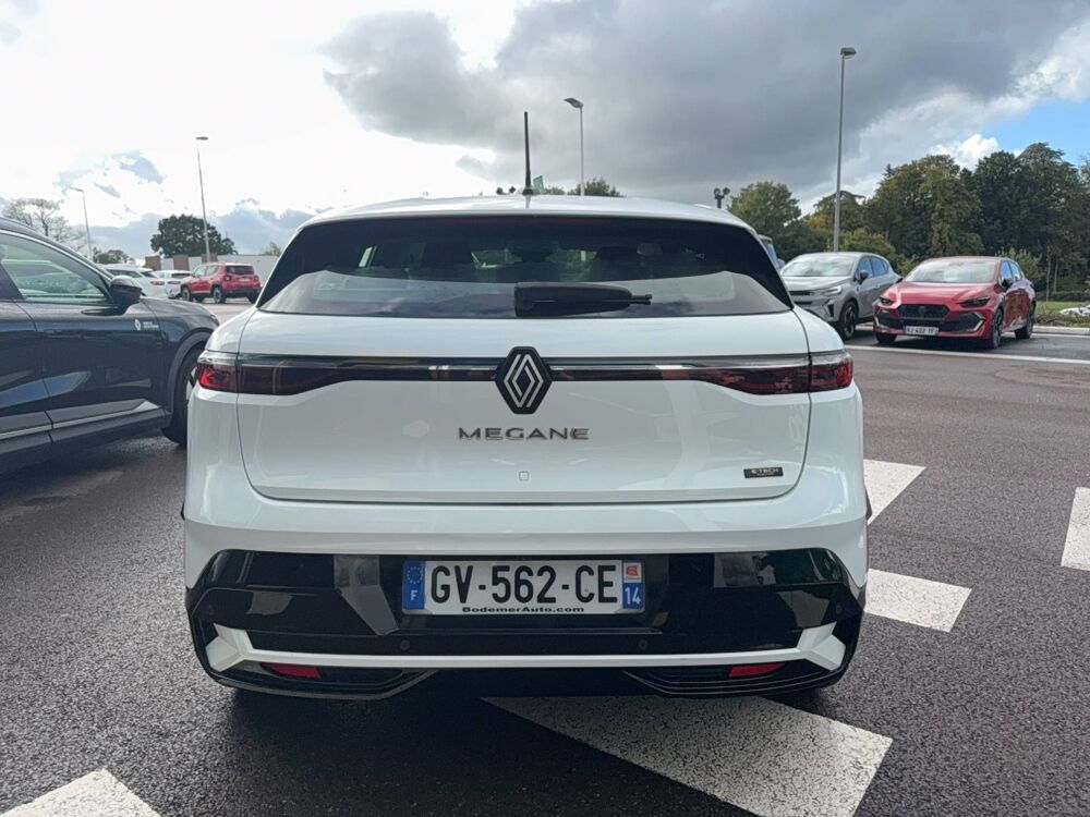 M&eacute;gane Megane E-Tech EV60 220 ch super charge 2024 occasion 50000 Saint-L&ocirc;