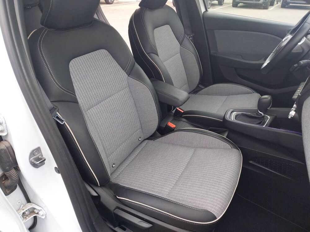 Clio E-Tech full hybrid 145 2024 occasion 29270 Carhaix-Plouguer