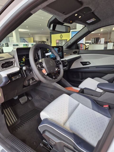 R5 Renault 5 E-Tech Electrique 150 ch autonomie confort 2026 occasion 61200 Argentan