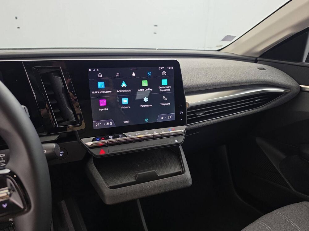 M&eacute;gane Megane E-Tech EV40 130ch standard charge 2022 occasion 61000 Alen&ccedil;on