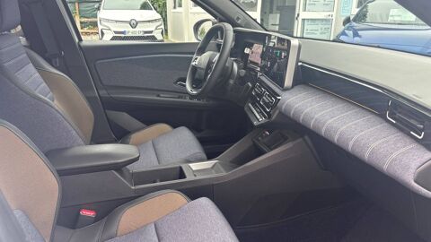R5 Renault 5 E-Tech Electrique 120 ch autonomie urbaine 2025 occasion 56000 Vannes