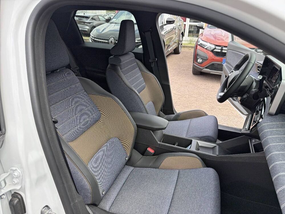 R5 Renault 5 E-Tech Electrique 150 ch autonomie confort 2026 occasion 14200 H&eacute;rouville-Saint-Clair