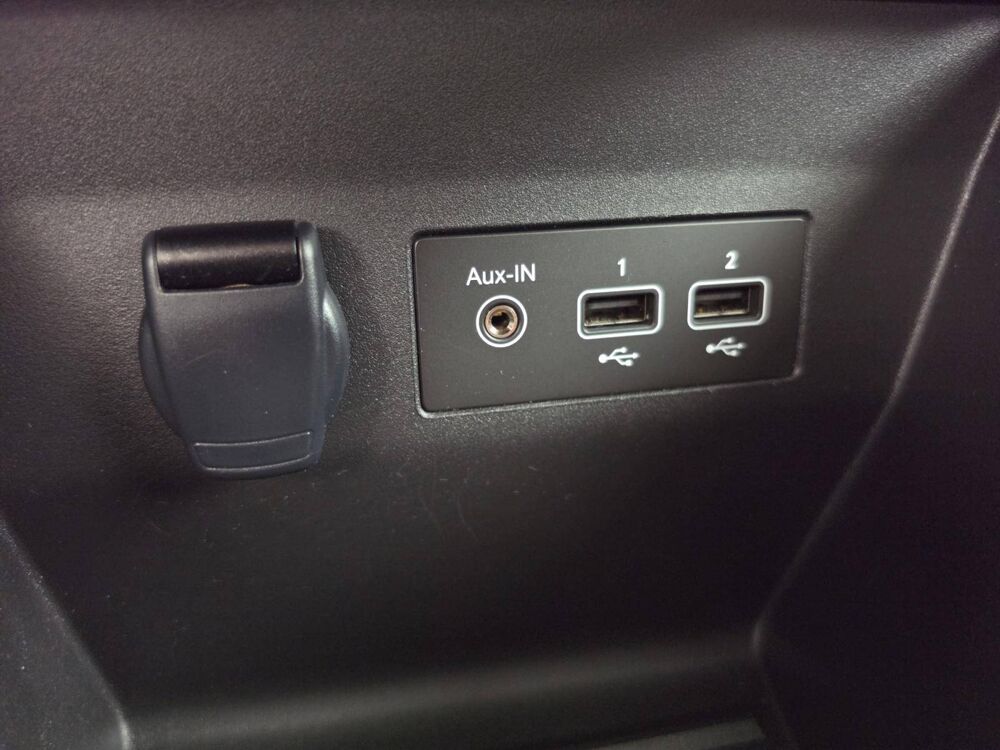 Clio E-Tech full hybrid 145 2023 occasion 29000 Quimper