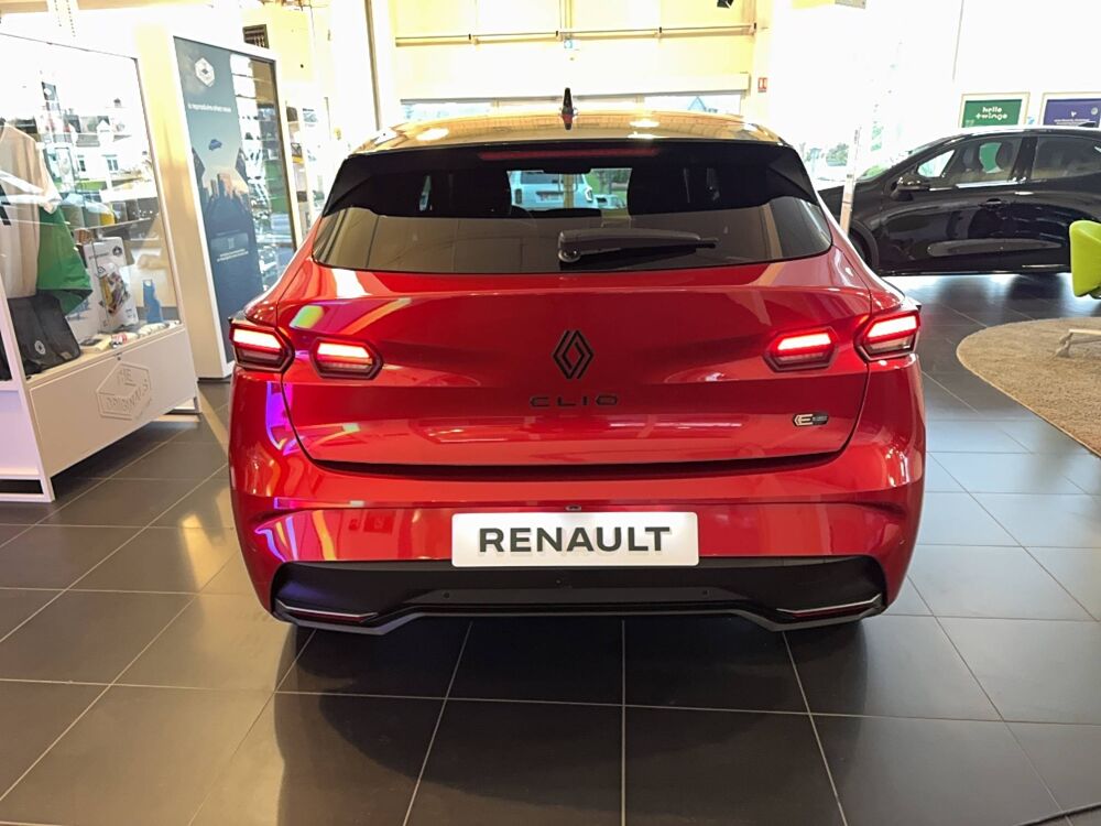 Clio E-Tech full hybrid 160 ch 2025 occasion 29900 Concarneau