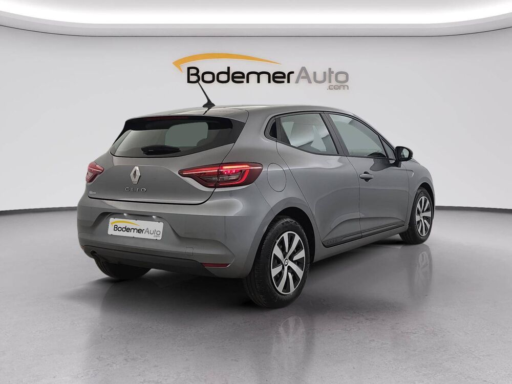 Clio TCe 90 2023 occasion 29900 Concarneau