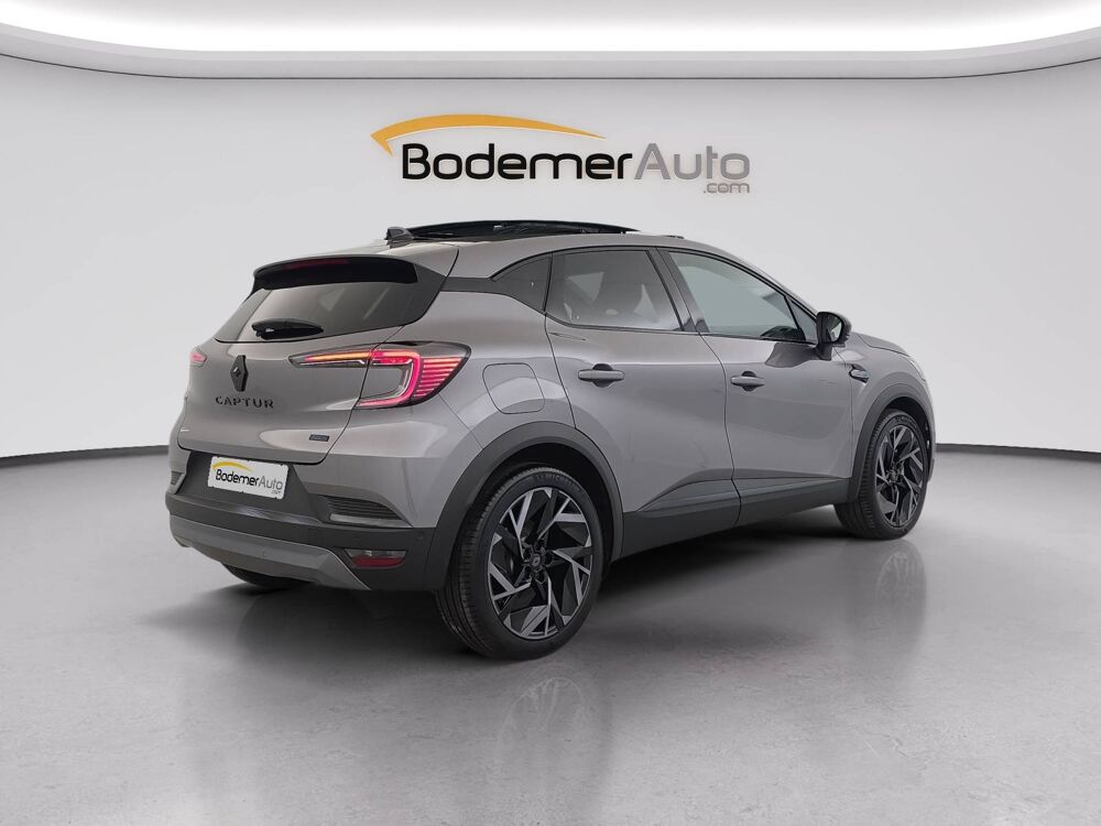 Captur E-Tech full hybrid 160 ch 2025 occasion 56000 Vannes