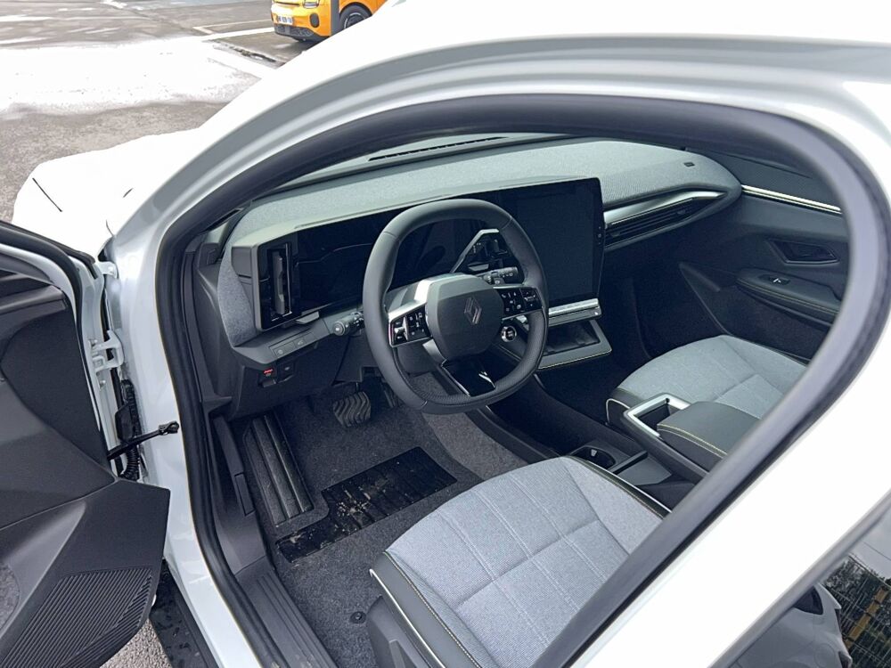 Sc&eacute;nic Scenic E-Tech &eacute;lectrique 220 ch grande autonomie 2026 occasion 22200 Guingamp
