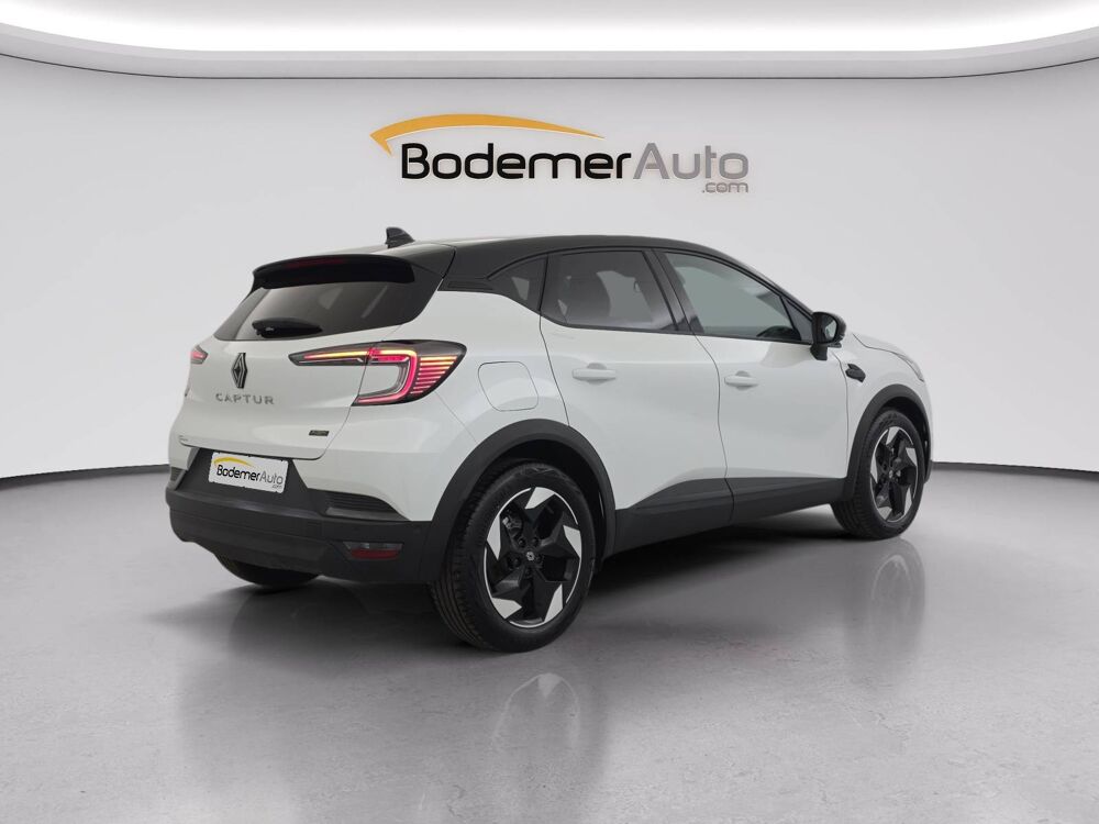 Captur E-Tech full hybrid 160 ch 2026 occasion 56000 Vannes