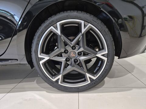 Leon 1.5 eTSI Hybrid 150 ch DSG7 2026 occasion 25000 Besan&ccedil;on