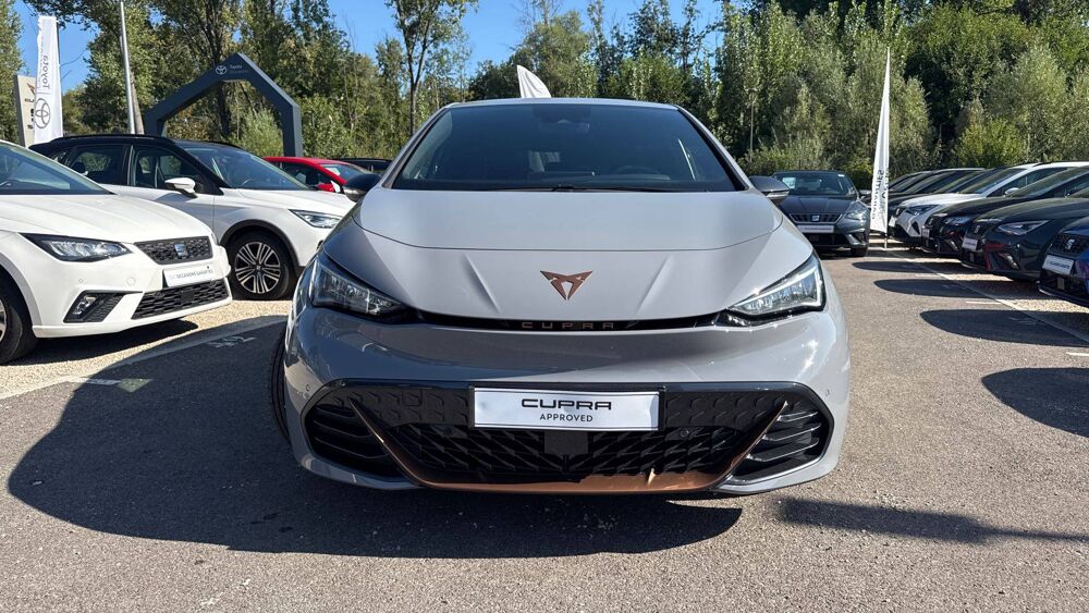 Born 204 ch - Batterie L 2023 occasion 38300 Bourgoin-Jallieu