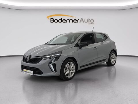 Annonce voiture Renault Clio 17590 €