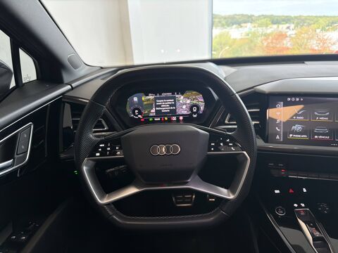Q4 e-tron Sportback 35 170 ch 55 kW 2023 occasion 25000 Besan&ccedil;on