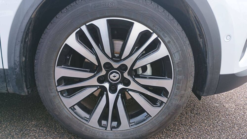 Captur E-Tech hybride 145 2022 occasion 56800 Plo&euml;rmel