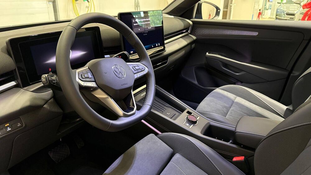 T-ROC T-Roc 1.5 eTSI EVO2 Hybrid 150 ch DSG7 2026 occasion 25000 Besan&ccedil;on