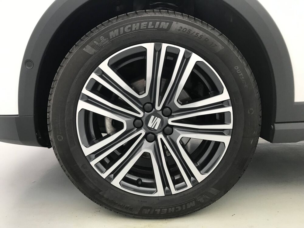 Arona 1.0 TSI 95 ch Start/Stop BVM5 2024 occasion 25000 Besan&ccedil;on