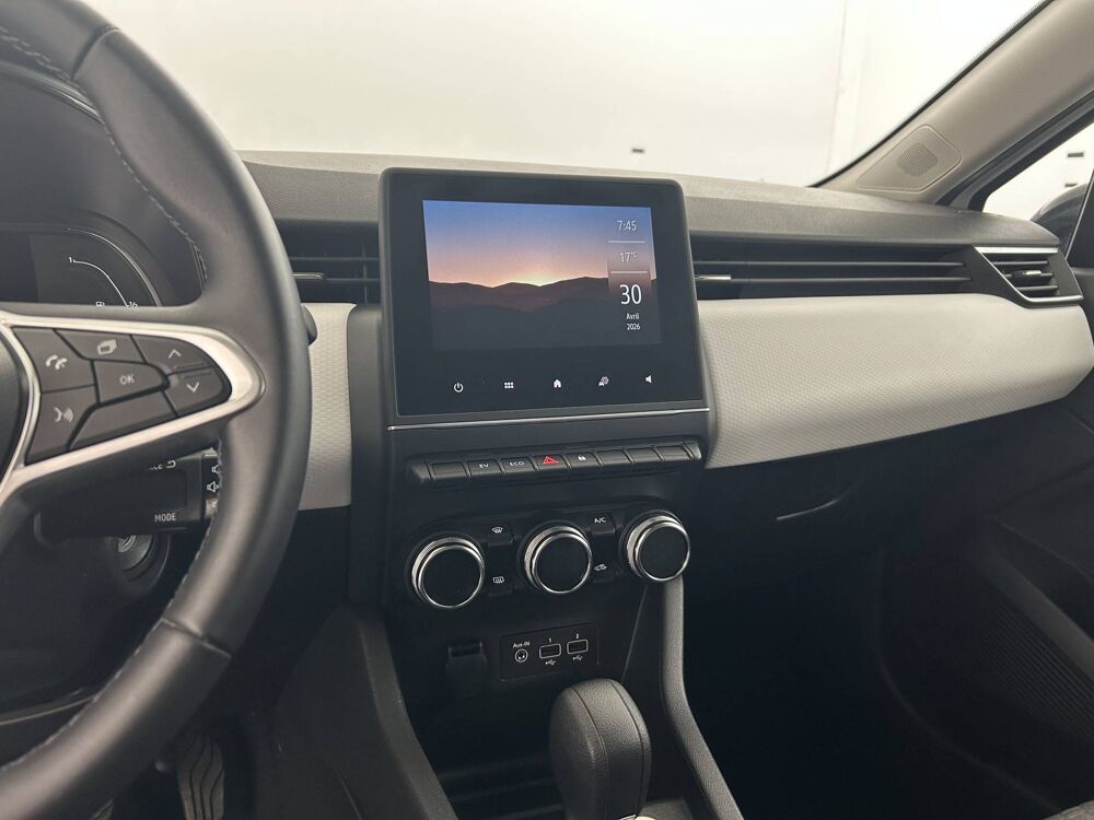 Clio E-Tech full hybrid 145 2022 occasion 29000 Quimper