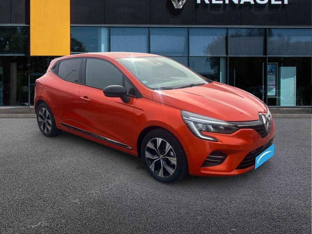 Clio E-Tech hybride 145 2023 occasion 14200 H&eacute;rouville-Saint-Clair