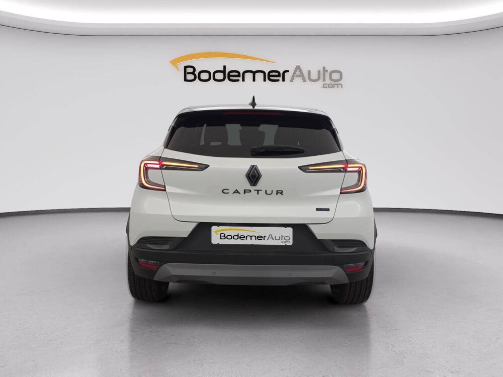Captur E-Tech full hybrid 160 ch 2026 occasion 29600 Morlaix