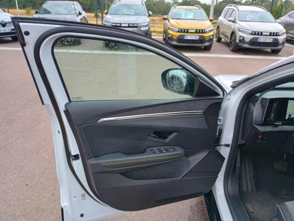M&eacute;gane Megane E-Tech EV60 220 ch super charge 2023 occasion 61000 Alen&ccedil;on