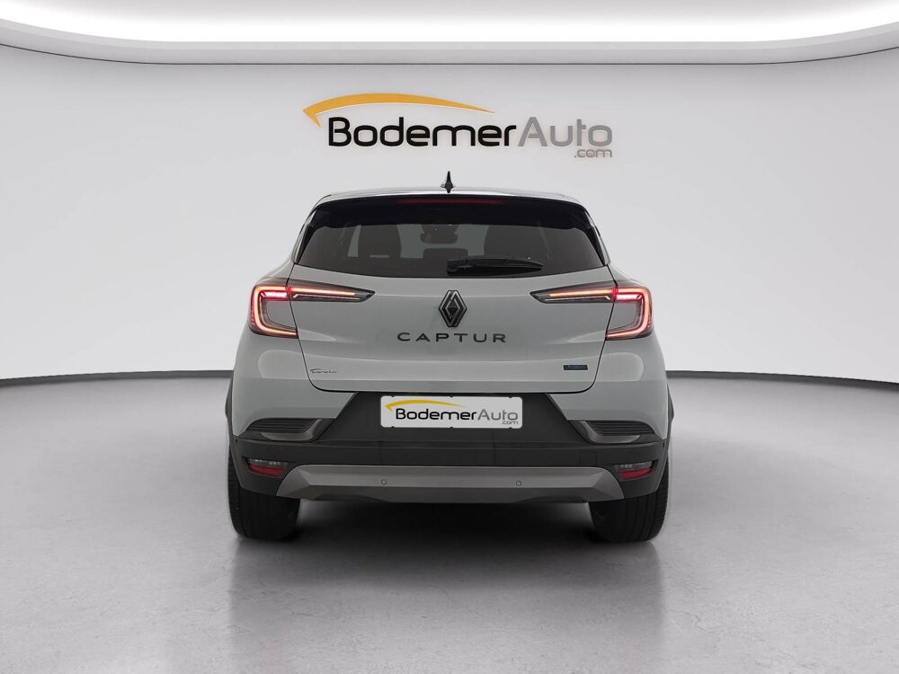 Captur E-Tech full hybrid 160 ch 2026 occasion 61100 Flers